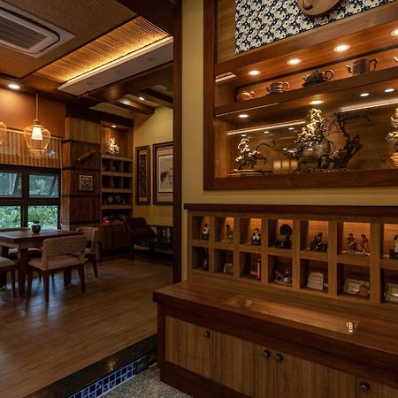 Appartamento 山花映水紅莊園民宿 Yuemei Esterno foto